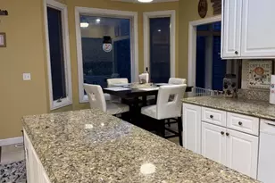 649 Roxbury Rd, Rockford, IL 61107 - Photo 13