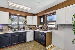 1513 Carrington St, Janesville, WI 53545 - Photo 17