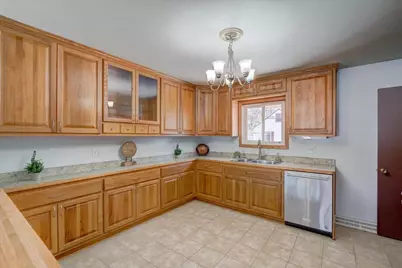 413 N Rosa Road, Madison, WI 53705 - Photo 5