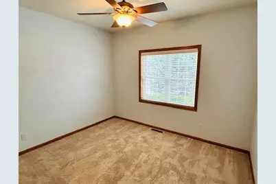 306 Lindsay Way, Cottage Grove, WI 53527 - Photo 25