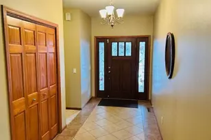 306 Lindsay Way, Cottage Grove, WI 53527 - Photo 3