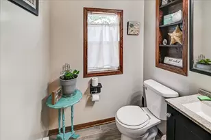 742 Hubbell St, Marshall, WI 53559 - Photo 25