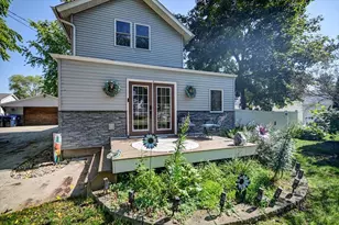 742 Hubbell St, Marshall, WI 53559 - Photo 3