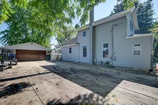 742 Hubbell St, Marshall, WI 53559 - Photo 11