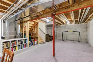 629 Hillcrest Dr, Waunakee, WI 53597 - Photo 23