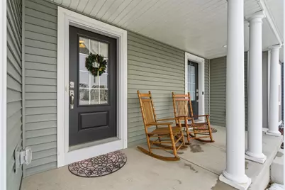 629 Hillcrest Drive, Waunakee, WI 53597 - Photo 3