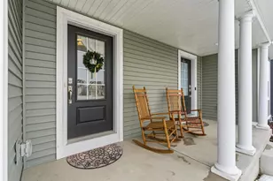 629 Hillcrest Dr, Waunakee, WI 53597 - Photo 3