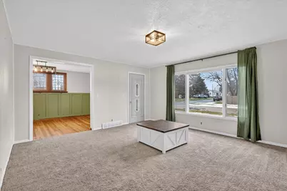 701 E 5th Avenue, Brodhead, WI 53520 - Photo 9