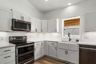 162 Chickadee Ln, Sauk City, WI 53583 - Photo 9