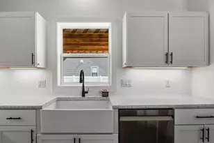 162 Chickadee Ln, Sauk City, WI 53583 - Photo 7