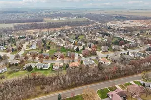 503 Island Dr, DeForest, WI 53532 - Photo 51