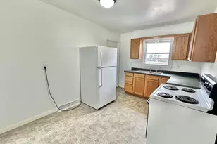 1321 W Court St, Janesville, WI 53548 - Photo 23