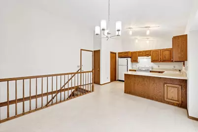 10 Wynbrook Circle, Madison, WI 53704 - Photo 9