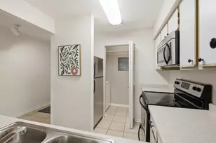 802 Kottke Dr, Madison, WI 53719 - Photo 15