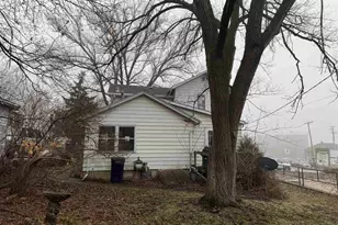 215 E Centerway St, Janesville, WI 53545 - Photo 13