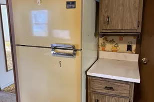 215 E Centerway St, Janesville, WI 53545 - Photo 5