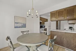 7372 Old Sauk Rd, Madison, WI 53717 - Photo 25