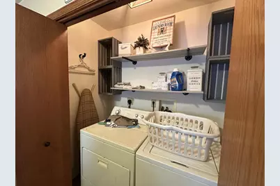 328 Vernon Avenue, Beloit, WI 53511 - Photo 11