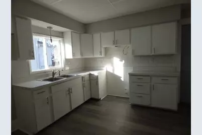 951 Highland Avenue, Beloit, WI 53511 - Photo 11