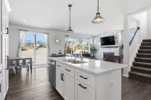 516 Noble Oak Run, Verona, WI 53593 - Photo 7