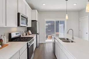 541 Trysil Aly N, Stoughton, WI 53589 - Photo 17