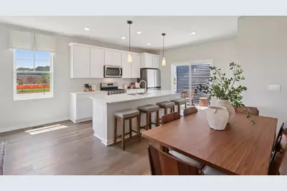 541 Trysil Aly N, Stoughton, WI 53589 - Photo 9