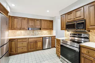 601 N Segoe Rd, Madison, WI 53705 - Photo 9