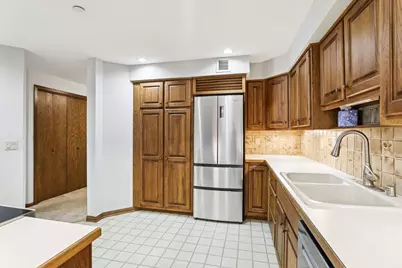 601 N Segoe Road #301, Madison, WI 53705 - Photo 11