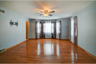 4305 Brown Lane, Madison, WI 53704 - Photo 5