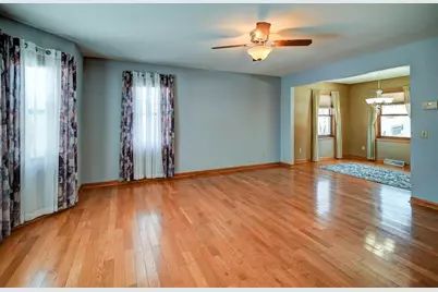 4305 Brown Lane, Madison, WI 53704 - Photo 3