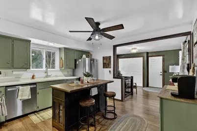 209 W Chestnut Street, Pardeeville, WI 53934 - Photo 9