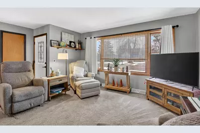 209 W Chestnut Street, Pardeeville, WI 53934 - Photo 7