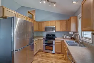 701 Killian Trail, Cottage Grove, WI 53527 - Photo 17