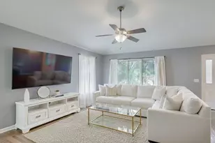 701 Killian Trail, Cottage Grove, WI 53527 - Photo 9