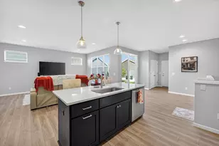 2186 Rosenberg Ln, Sun Prairie, WI 53590 - Photo 9