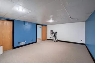 5215 Manitowoc Pkwy, Madison, WI 53705 - Photo 25