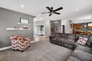 4634 Prairie Fire Ct, DeForest, WI 53532 - Photo 7