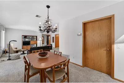 7214 Saukdale Drive, Madison, WI 53717 - Photo 17