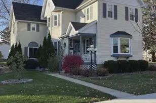 142 Dewey St, Sun Prairie, WI 53590 - Photo 1