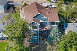 2052 Barber Dr, Stoughton, WI 53589 - Photo 3