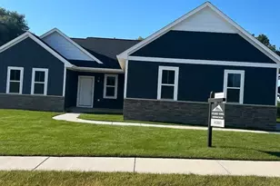 190 Deer Run Dr, Fall River, WI 53932 - Photo 5