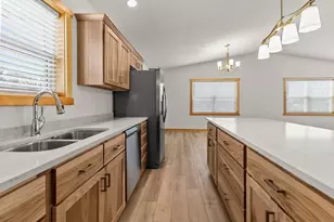 312 Brooke Cir, Montello, WI 53949 - Photo 9