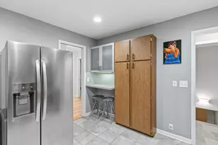 555 Glen Dr, Madison, WI 53711 - Photo 15