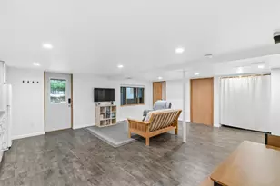 555 Glen Dr, Madison, WI 53711 - Photo 31