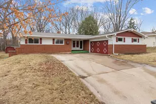 422 Eaton St, Green Lake, WI 54941 - Photo 39