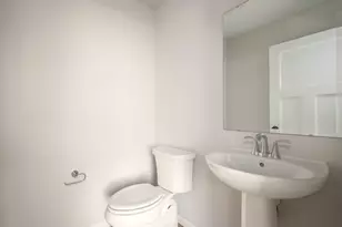 5314 Athlone Rd, Fitchburg, WI 53711 - Photo 9