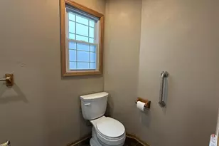 1203 Vine St, Beloit, WI 53511 - Photo 11