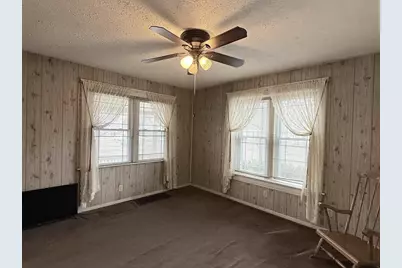 1203 Vine Street, Beloit, WI 53511 - Photo 9