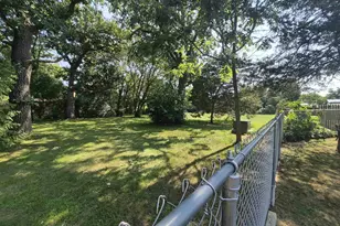 125 Falling Creek Cir, Janesville, WI 53548 - Photo 27
