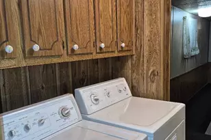 125 Falling Creek Cir, Janesville, WI 53548 - Photo 13